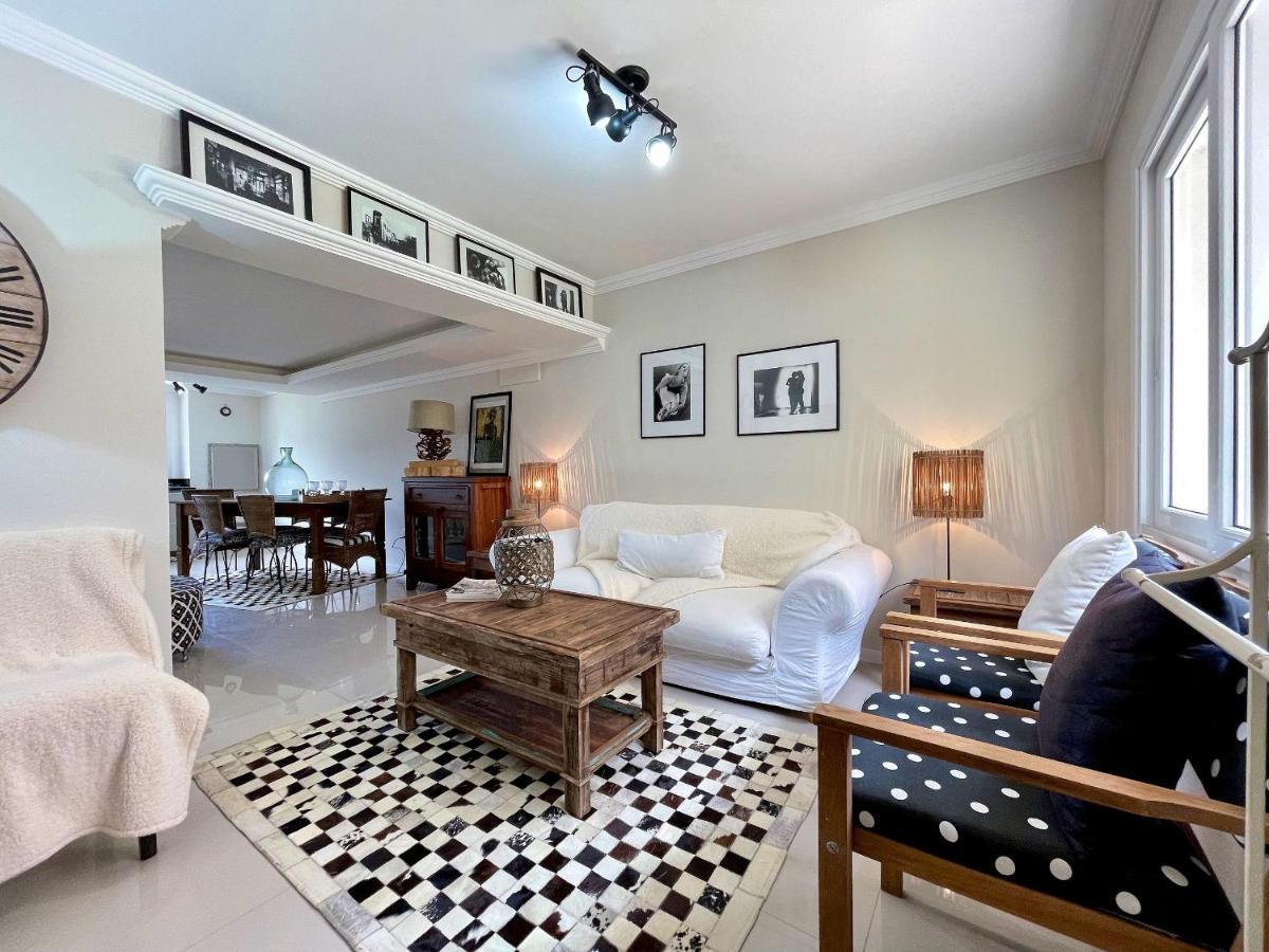 Casa Triplex 3 Dorm A 6Qd Rua Coberta Canela Kültér fotó